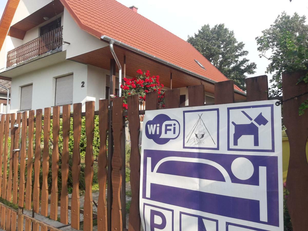 Ferienwohnung Attila Vendeghaz Balatonboglár Exterior foto